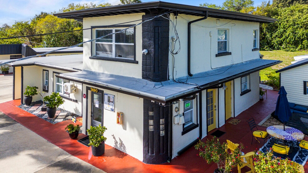 More Photos Of 5690 S Us Highway 1, Grant Hotel For Sale