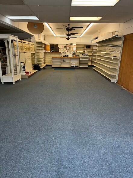 More Photos Of 636 Ringwood Ave, Wanaque Storefront Retail Office For Lease