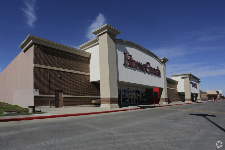 More Photos Of Westheimer Rd & Eldridge Pky, Houston Unknown For Lease