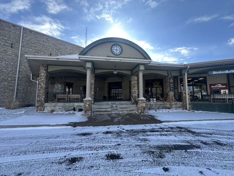 Primary Photo Of 638 Lake St, Wilson Freestanding For Sale