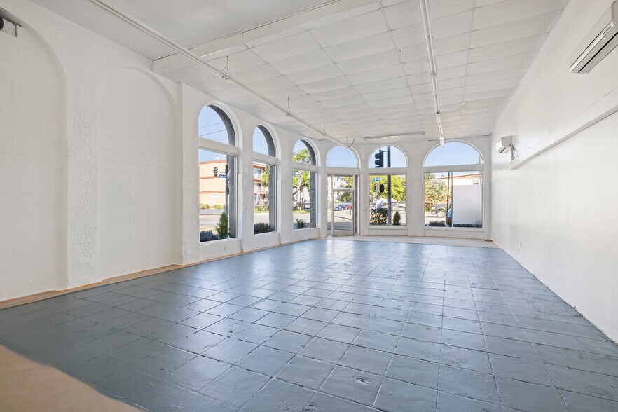 More Photos Of 4356-4378 W 3rd St, Los Angeles Storefront Retail Residential For Lease
