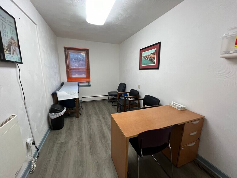 More Photos Of 4212 Old William Penn Hwy, Murrysville Medical For Sale