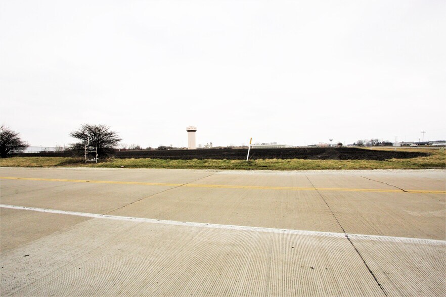 More Photos Of 760 Progress Pky, LaSalle Land For Sale