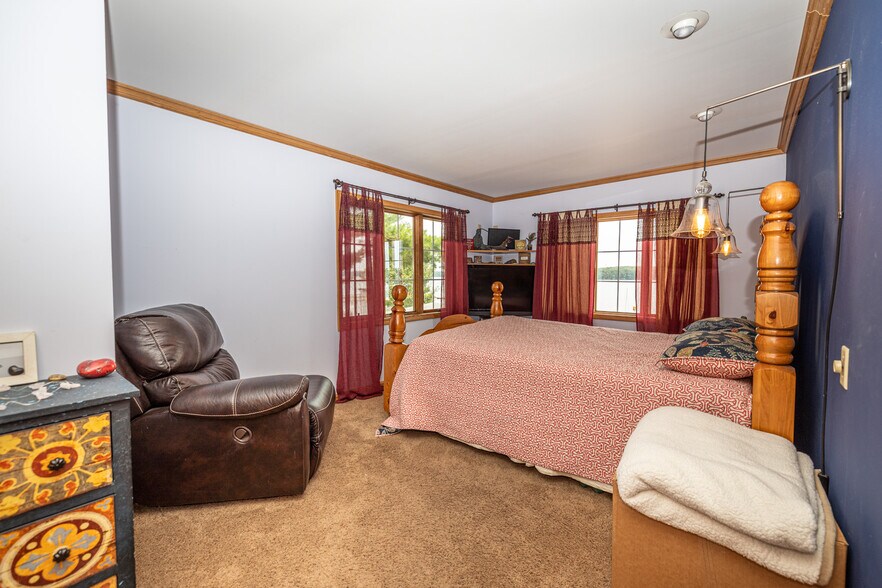 More Photos Of 10338 Big Arbor Vitae Dr, Arbor Vitae Restaurant For Sale