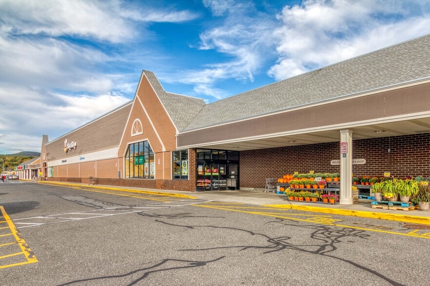 More Photos Of 660 Merrill Rd, Pittsfield General Retail For Lease