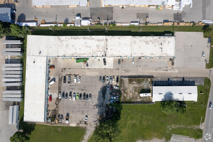 More Photos Of 720 Illinois Ave, Maumee Warehouse For Lease