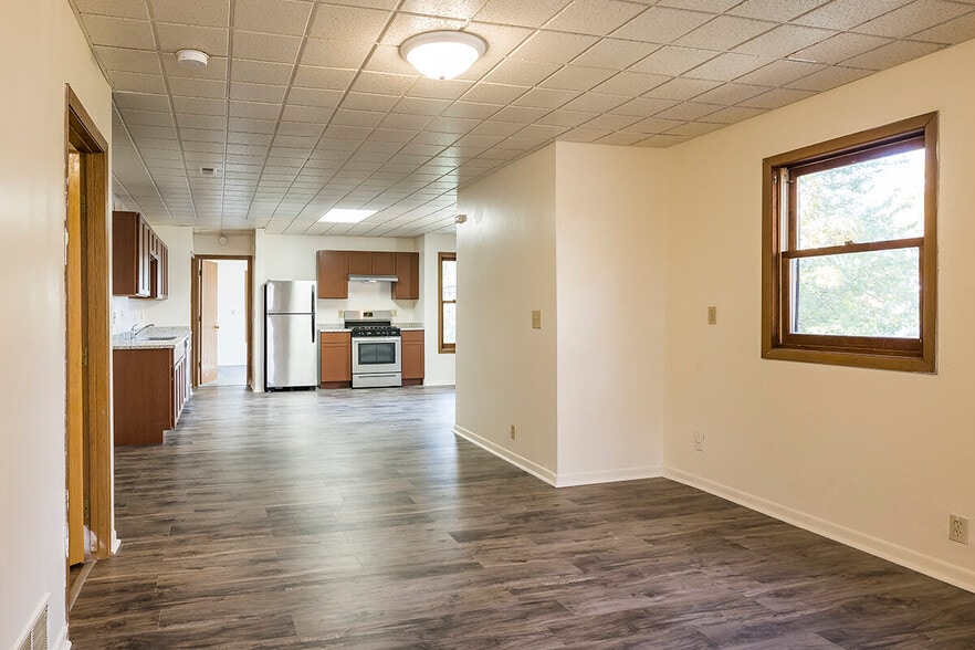 More Photos Of 1910 Feronia Ave, Saint Paul Apartments For Sale