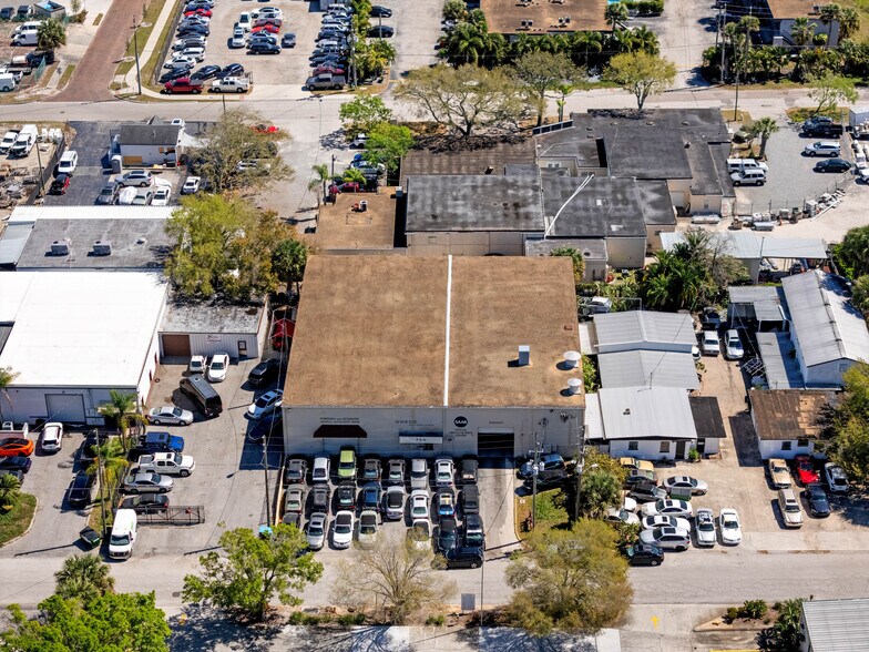 More Photos Of 700 Jackson Ave, Winter Park Manufacturing For Sale