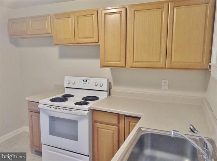 More Photos Of 31 Main St, Glen Rock Apartments For Sale