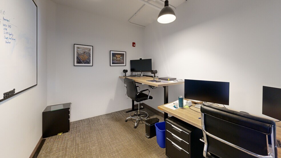 More Photos Of 1643 N Milwaukee Ave, Chicago Office For Lease