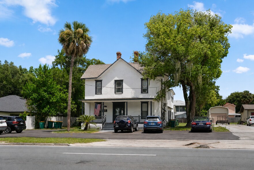 More Photos Of 205 S Grove St, Eustis Apartments For Sale