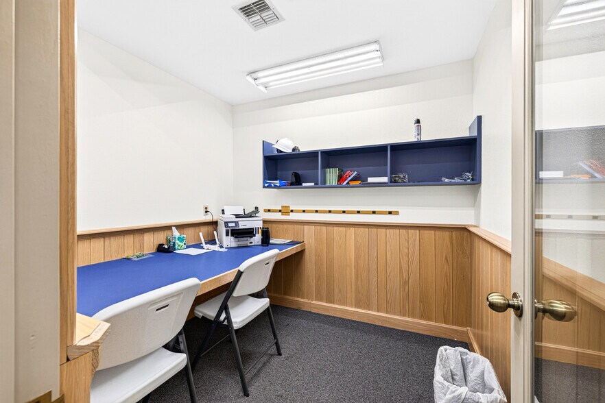 More Photos Of 3716 E Idaho St, Elko Office Residential For Lease