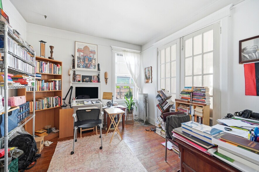 More Photos Of 25 Saratoga Ave, Yonkers Apartments For Sale