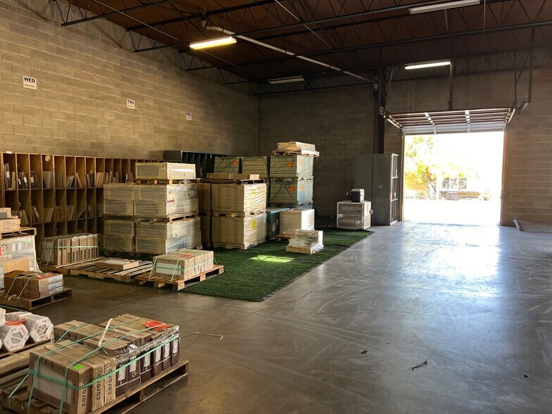 More Photos Of 2630 Andjon Dr, Dallas Distribution For Lease