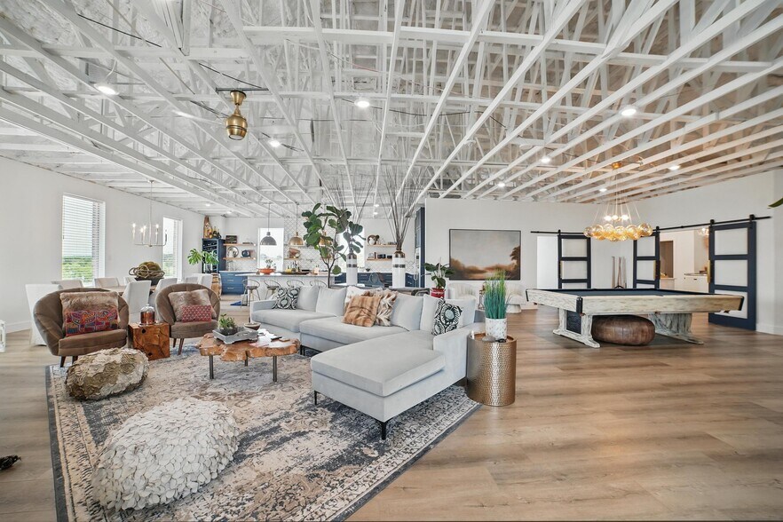 More Photos Of 10941 State Highway 78, Lavon Office For Sale