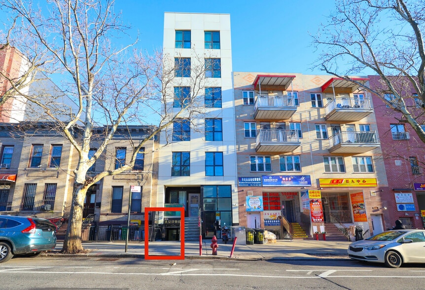 Primary Photo Of 5811 6th Ave, Brooklyn Office For Sale