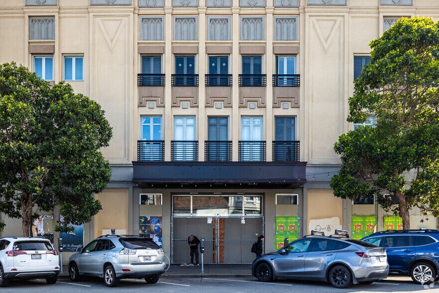 More Photos Of 745 Clement St, San Francisco Apartments For Lease