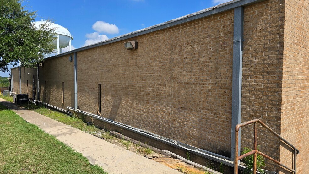 More Photos Of 2408 S 37th St, Temple Office For Sale