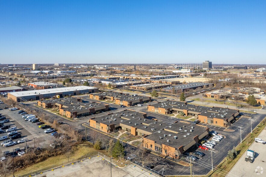 More Photos Of 1305 Remington Rd, Schaumburg Unknown For Lease