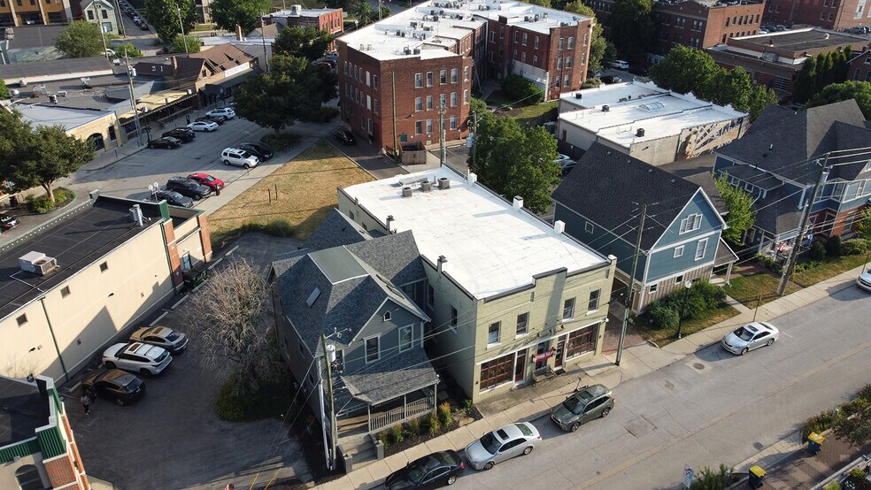 More Photos Of 517-521 E Walnut St, Indianapolis Storefront Retail Office For Lease