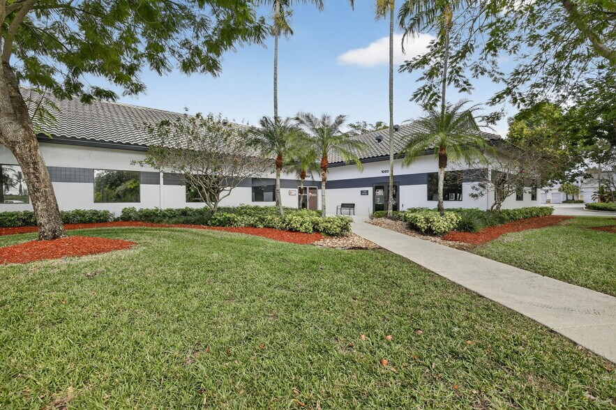 More Photos Of 1007 Shotgun Rd, Sunrise Office For Sale