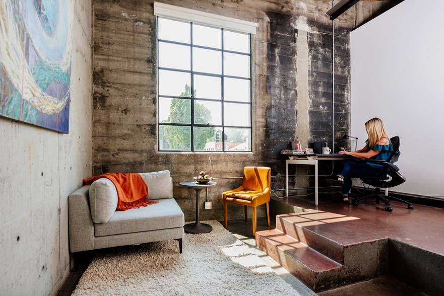 More Photos Of 300 NW 14th Ave, Portland Coworking Space