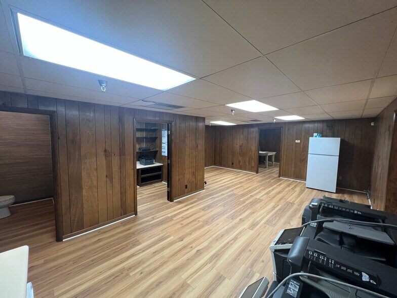 More Photos Of 200 Powercorp Dr, Chattanooga Manufacturing For Lease