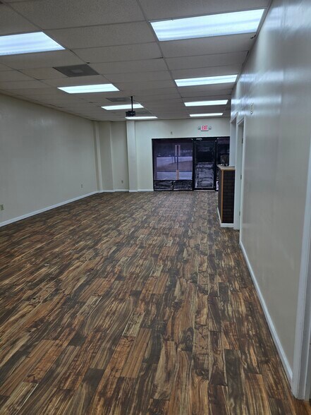 More Photos Of 1370 Us-80 Hwy E, Pooler Flex For Lease