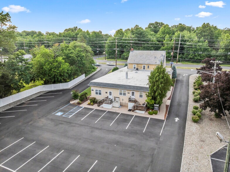 More Photos Of 1648 US Highway 130, North Brunswick Medical For Sale