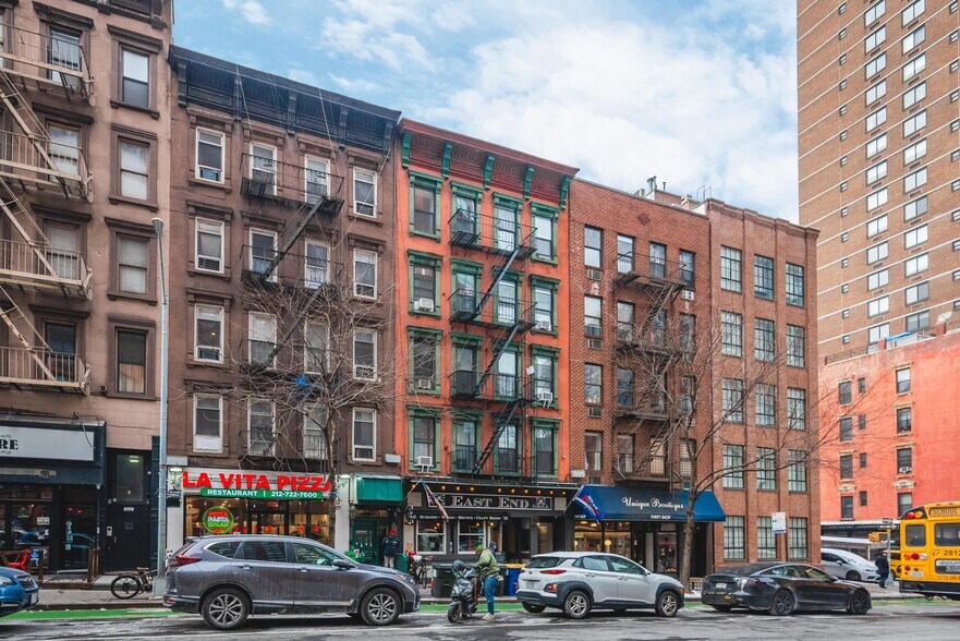 More Photos Of 1672 3rd Ave, New York Apartments For Sale