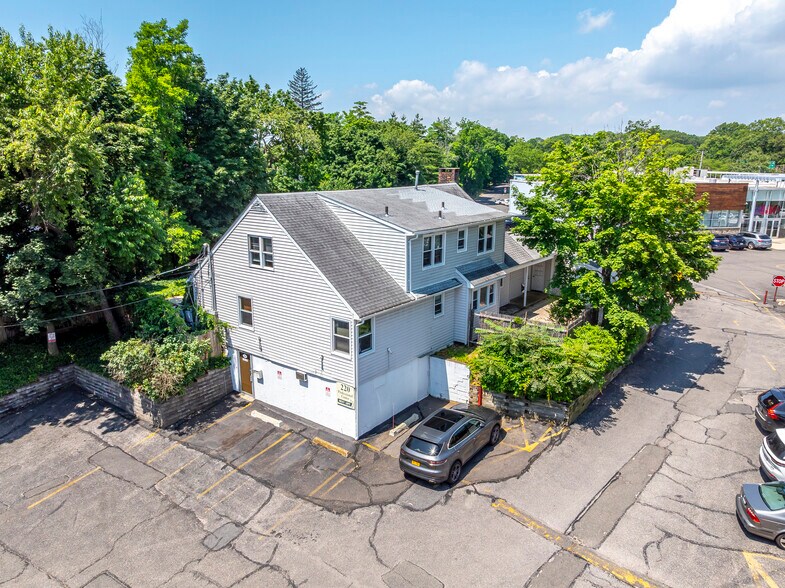 More Photos Of , Roslyn Heights Office For Sale