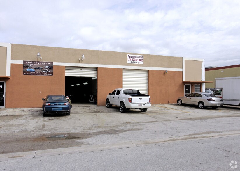 More Photos Of 670-698 W 84th St, Hialeah Unknown For Lease