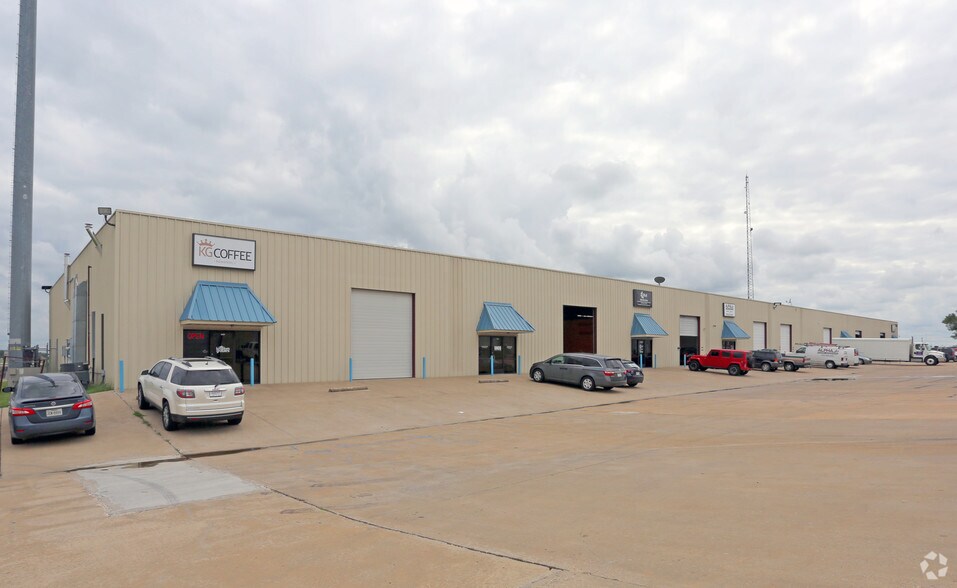 More Photos Of 9558 Helms Trl, Forney Unknown For Lease