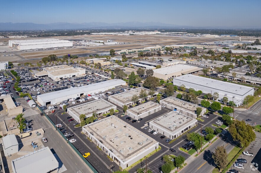 More Photos Of 2599 E 28th St, Signal Hill Unknown For Lease