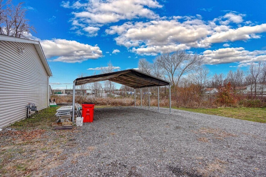 More Photos Of 12164 Broad St SW, Pataskala Office For Sale