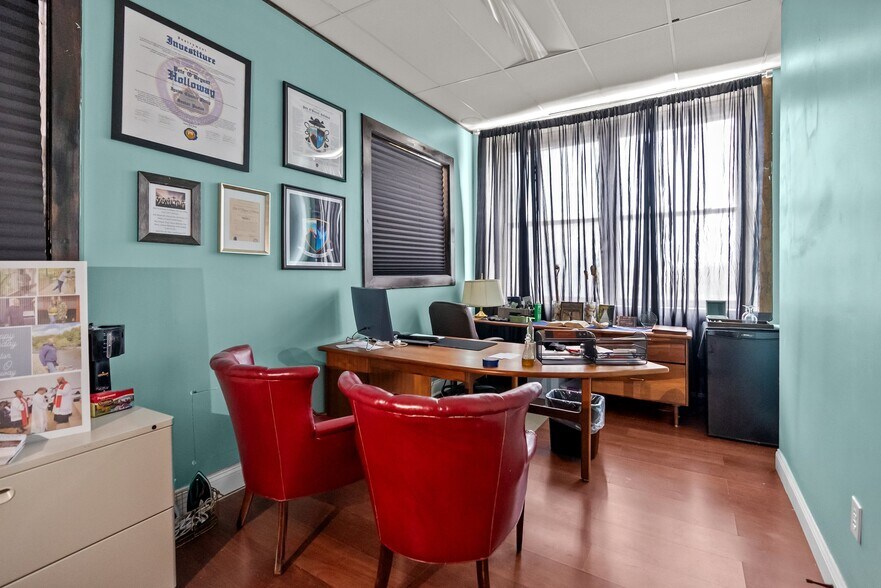 More Photos Of 2814-2818 E Allegheny Ave, Philadelphia Storefront Retail Office For Lease