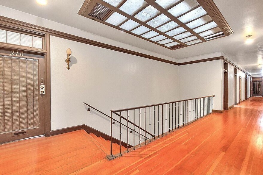 More Photos Of 3800-3814 Beverly Blvd, Los Angeles Storefront Retail Office For Sale