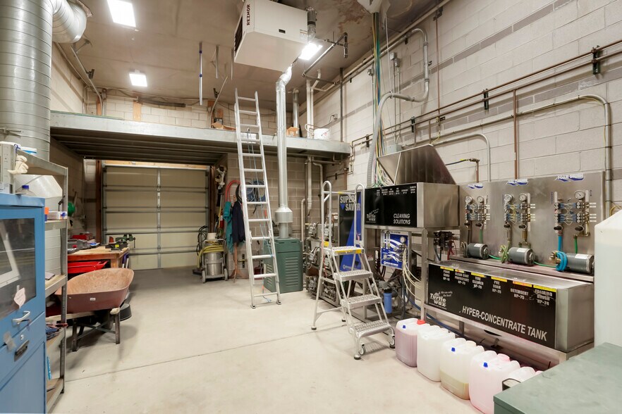 More Photos Of 733 Hogback Dr, Golden Self Storage For Sale