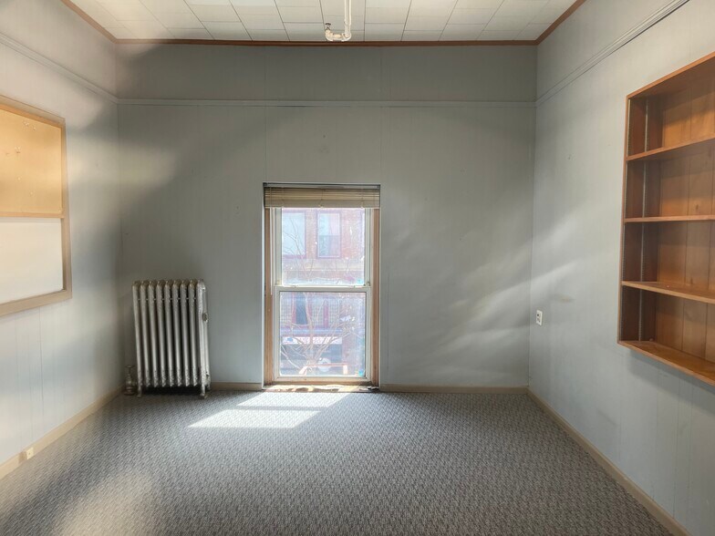 More Photos Of 102 East State Street, Ithaca Loft Creative Space For Lease