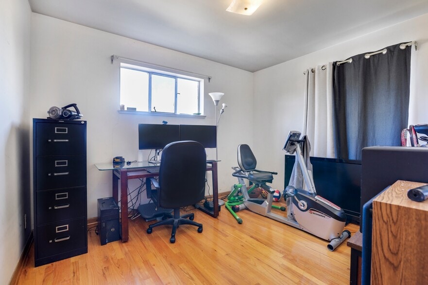 More Photos Of 2580 S Madison St, Denver Multifamily For Sale