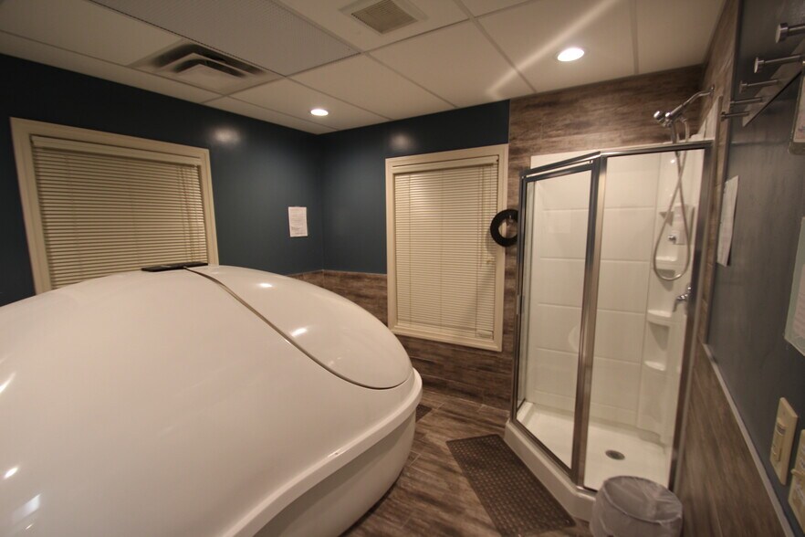 More Photos Of 3575 Reserve Commons Dr, Medina Medical For Lease