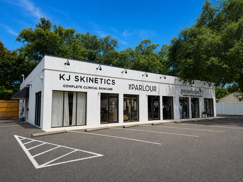 Primary Photo Of 3310 W Bay To Bay Blvd, Tampa Storefront For Lease