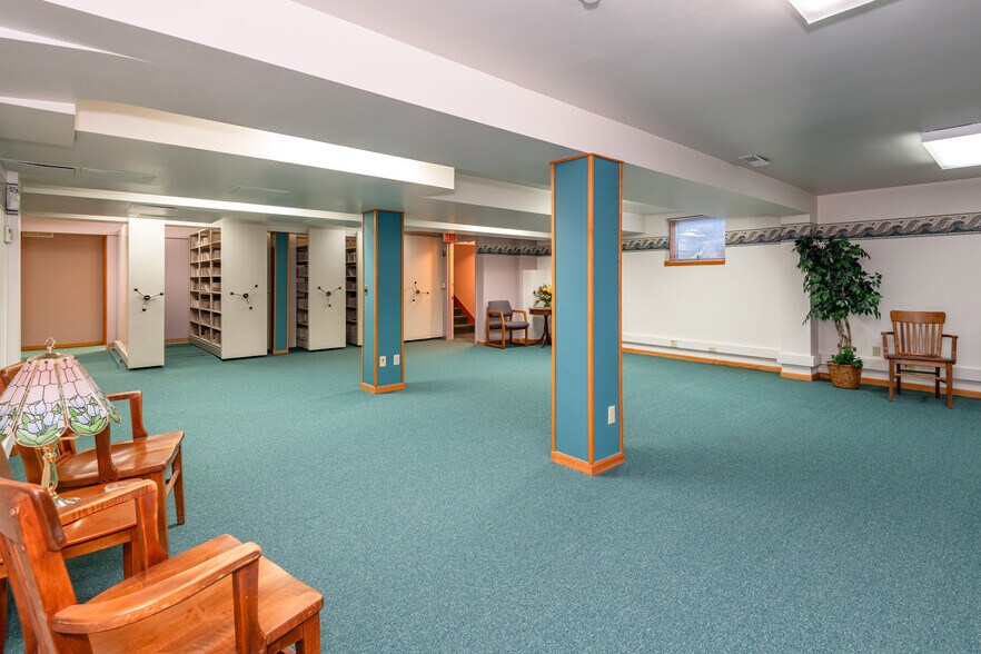 More Photos Of 1752 W High St, Piqua Medical For Sale