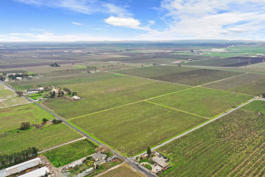 More Photos Of 20325 N Ray Rd, Lodi Land For Sale