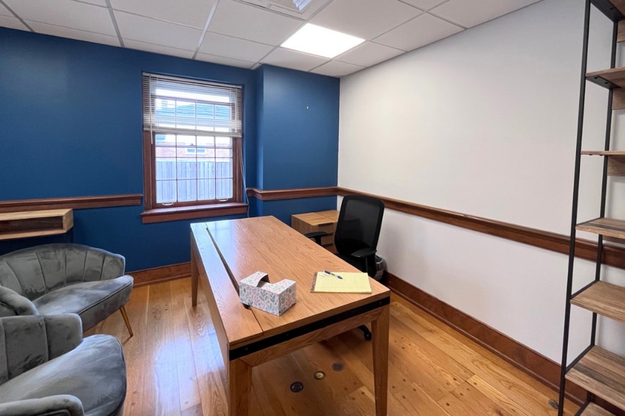 More Photos Of 5809-5811 Kennett Pike, Wilmington Medical For Sale