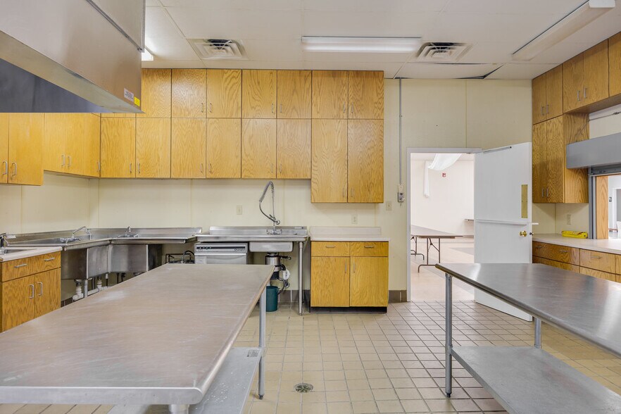 More Photos Of 1265 Goodrich Rd, Stanley Specialty For Sale