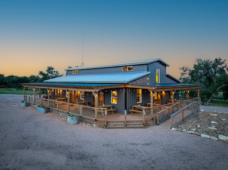 More Photos Of 3607 Lone Man Mountain Rd, Wimberley Hotel For Sale