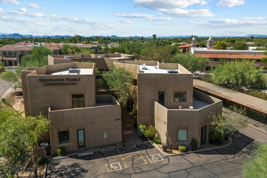 More Photos Of 8712 E Vista Bonita Dr, Scottsdale Medical For Sale