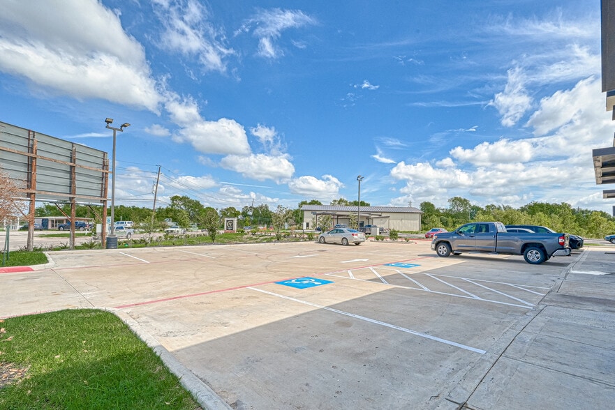 More Photos Of 3717 5th, Stafford General Retail For Lease