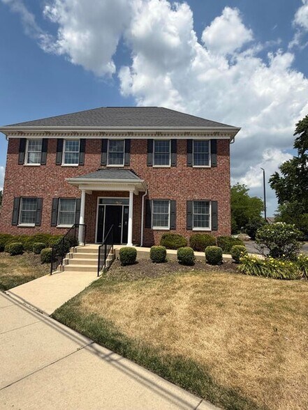 More Photos Of 9421 Joliet St, Saint John Medical For Sale